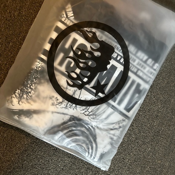 Hellstar studios “Brainwashed” T-Shirt - Picture 3 of 5